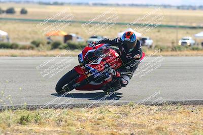 media/Oct-15-2023-TrackXperience (Sun) [[85198ff50b]]/Group 3/session 4 turn 3/